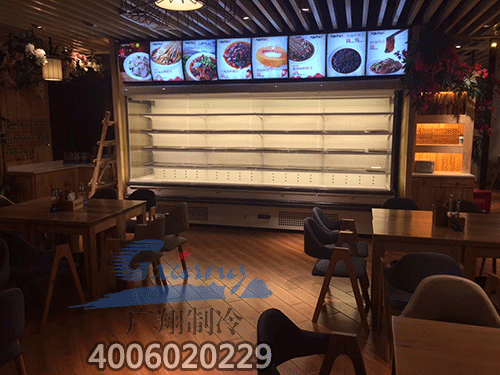 1534749599989989-1